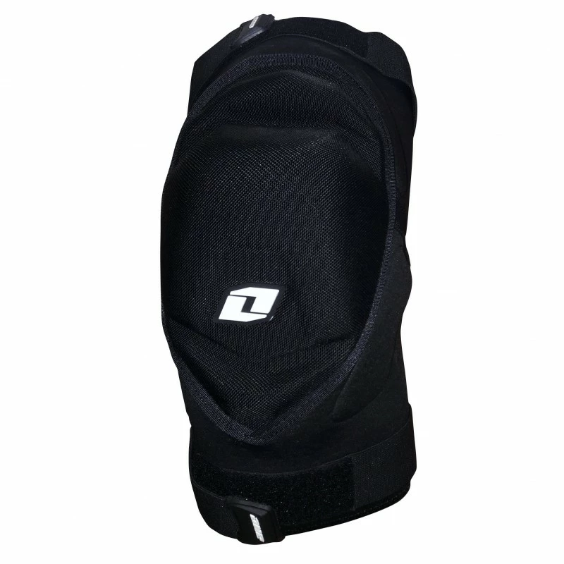 GENOUILLERES ONE CONFLICT BLACK 1 GENOUILLERES ONE CONFLICT BLACK