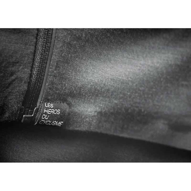 MAILLOT MAVIC EDITION LIMITEE BERNARD HINAULT 4 MAILLOT MAVIC EDITION LIMITEE BERNARD HINAULT – Image 4